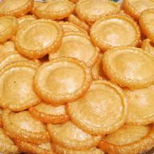 Siapa si yang tak tau kue cucur? Kue Cucur Tradisional Khas Madura Shopee Indonesia