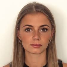 Amanda Saxman's Instagram, Twitter & Facebook