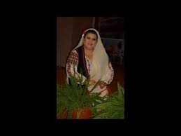Music pe o cumpana de fantana 100% free! La Cumpana La Fantana Doinita Fluturu Lyrics Song Meanings Videos Full Albums Bios