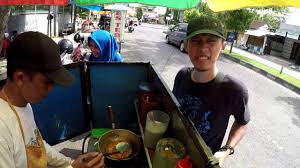 See more ideas about tulungagung, marble city, gempol. Seblak Dan Tahu Jeletot Paling Laris Sehari 6 Kg Telor By Kang Pardi Prabowo