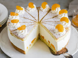 Kase Sahne Torte Oma S Klassiker Rezept Die Besten Backrezepte Mit Gelinggarantie Rezept Backrezepte Kuchen Und Torten Rezepte Kase Sahne Torte