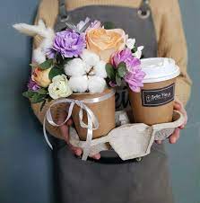 Доброе утро цветы и кофе