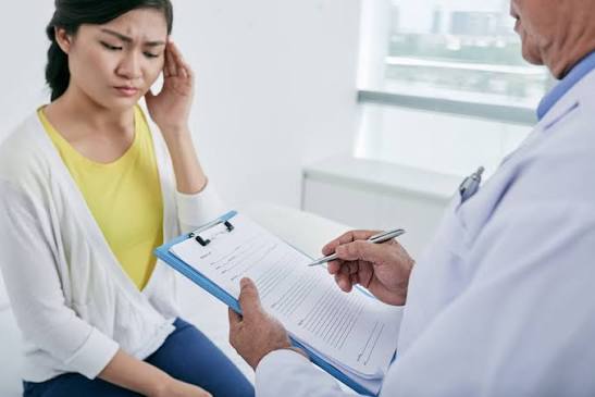 Is It Time to See a Migraine Specialist?