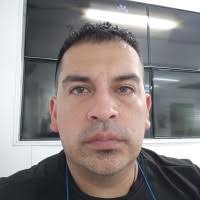 100+ perfiles de «Fréderick Peña»