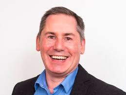 Ian Ruthven's Instagram, Twitter & Facebook