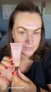 The Sculpted By Aimee Connolly tint & glow in shade 4 here in action.  Beautiful light coverage that blurs out imperfections & great for summer.  Only €25 for 45ml (most products are 30ML) also contains ...