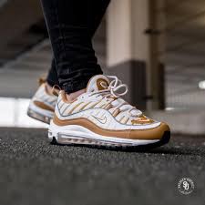 Pin By Emz On S H O E S In 2020 Nike Air Max Air Max Nike Air