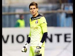 Tiberiu, who is currently a goalkeeping coach and last time in january 2014, silviu lung was involved in a car accident which killed the driver of the other vehicle. Silviu Lung Jr Best Saves Reflexes Ever Youtube