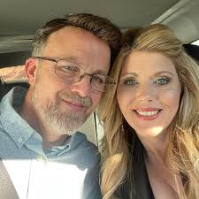 Customizing touchscreen buttons