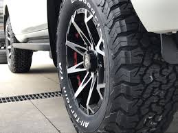 150プラド後期force denali 17インチタイヤホイール装着 プラド ジープラングラー 内装 ランドクルーザープラド