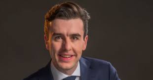 Comedian Al Porter 'delighted' to be back after show sells out