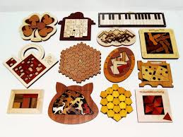 Jean claude constantin lebt und arbeitet in deutschland, wo er seit jahrzehnten geduldspiele aller art entwickelt und selber herstellt. Gabriel Fernandes Puzzle Collection Jean Claude Constantin
