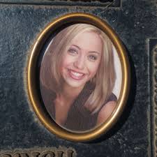 Melissa Cecilia Lynch (1983-2010)