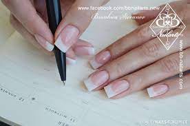 Gratis vollbildmodus ohne registrierung ohne download. Square Nagel Mit French Manicure Werbebild Gelnagel