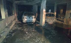 Jun 08, 2021 · στο μικτό ορκωτό δικαστήριο της χίου, δικάζονται την προσεχή παρασκευή, 11 ιουνίου, 4 αιτούντες άσυλο αφγανικής καταγωγής, κατηγορούμενοι για την πυρκαγιά στο κέντρο υποδοχής και ταυτοποίησης της μόριας λέσβου, στις 8. Kabala Megalh Fwtia Se Polykatoikia Anebhkan Sthn Taratsa Gia Na Sw8oyn Eidhseis Nea To Bhma Online