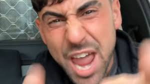 Get out': Tradie erupts at father's unbelievable response to toddler's  extremely dangerous act