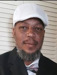 Lawrence Dingle's Instagram, Twitter & Facebook