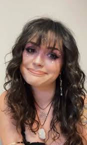 Andrea Samayoa's Instagram, Twitter & Facebook