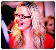 about me — Elaine Knowles