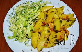 O reteta usoara de cartofi cu ciuperci si smantana, preparate in caserola, la cuptor, pentru o masa usoara, dar satioasa. Cartofi Noi La Cuptor Jurnal De ReÅ£ete