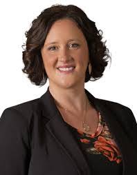 Angela Battisti's Instagram, Twitter & Facebook