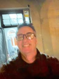 Troy Naylor's Instagram, Twitter & Facebook