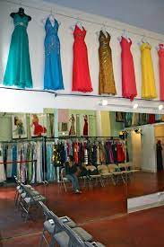 You can expect to find clothes and accessories by the likes of zara, che che new york, nami&yami and gap, making it a great place for trendy shoppers. California Main Dress Shop The Foothill Dragon Press