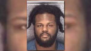 Hampton police searching for suspect in double shooting