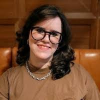 Elizabeth Bella's Instagram, Twitter & Facebook