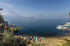 Cette année les candidats traverseront le guatemala, le costa rica et la colombie. 1ere Etape De Pekin Express Ce Soir Sur M6 Depart Du Lac Atitlan Au Guatemala