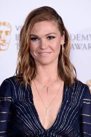 Stiles is a graduate of columbia university with a degree in english literature, which she obtained in 2005. Julia Stiles Photostream Julia Stiles Julia Stiles Hair Julia