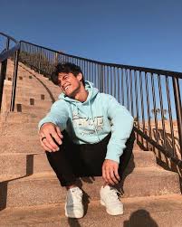 Check spelling or type a new query. Sugar Alpizar Poses Para Hombres 1 Facebook