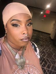 Hey guys!! what do you think, do we look alike? if yes explain please :)