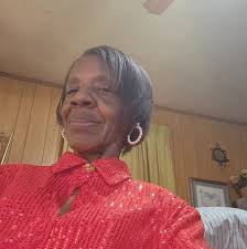 I want to wish my Aunt JD (Julia Fields) a very Happy Birthday 🎈🎂🎉 love  you ❤️🎈