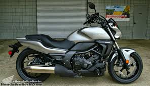 Showing how to operate the honda ctx 700 dct automatic motorcycle. 2018 Honda Dct Automatic Motorcycles Model Lineup Review Buyer S Guide Honda Pro Kevin