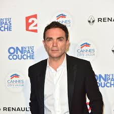 Yann moix, cet être tellement beau à l'intérieur comme à l'extérieur. Yann Moix Son Frere Alexandre A Eu Des Enfants Avec L Ex Compagne Du Chroniqueur Femme Actuelle Le Mag