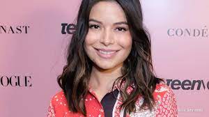 Miranda was born on may 14, 1993, in. Miranda Cosgrove Druck Als Teenager Bei Der Serie Icarly