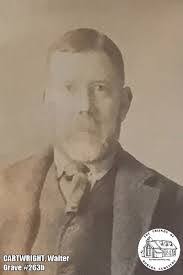 Roland Collier's Instagram, Twitter & Facebook