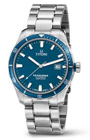 Ihr 42 millimeter großes edelstahlgehäuse hält einem wasserdruck von 60 bar stand. Titoni Seascoper Dive Watch Ablogtowatch