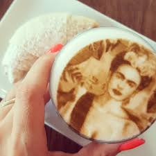 Selfie Kaffee Dein Selfie Auf Deinem Cappuccino Kaffee 3d Drucker Bunaa Milchschaum Machen Cappuccino Kaffee