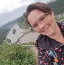 Amazon.de: Iris Schulte Renger (chaoskirsche): Bücher, Biographie, neuestes  Aktualisierung