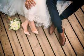 Das hochzeitskleid macht aus einer frau eine braut. Fur Die Hochzeit Perfekte Schuhe Finden Tipps Und Ideen