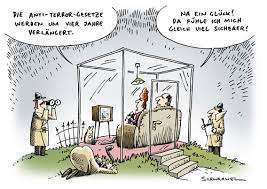 Die gesellschaft für freiheitsrechte hat verfassungsbeschwerde erhoben und kritisiert den einsatz von staatstrojanern und die zusammenführung polizeilicher datenbanken. Anti Terror Gesetze Von Schwarwel Politik Cartoon Toonpool
