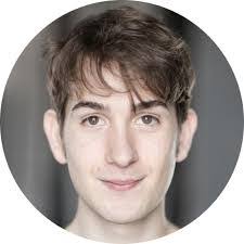 Daniel Bellus's Instagram, Twitter & Facebook