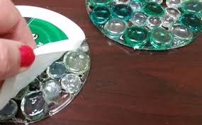 And crafts that mom is content to make multiples of are at the top of my dementia caregiver heck, yes, let me get this activity ready for her list. Crafts For Seniors With Dementia Shefalitayal