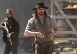 His family was slaughtered during the civil war, and bohannon sought revenge, moving him out west and introducing him to the union pacific railroad. Cullen Bohannon Cullen Bohannon Foto 32276913 Fanpop