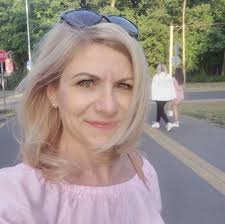 An Ordinary Day for Mona Lisa", Gerhard Gluck (2008)