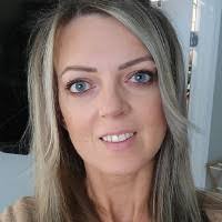 100+ "Márta" profiles