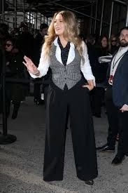 Blake ellender lively is an american actress. Blake Lively Attends The Michael Kors Show During Nyfw 2020 In New York City 120220 4