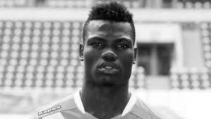 Aaron Slater's Instagram, Twitter & Facebook